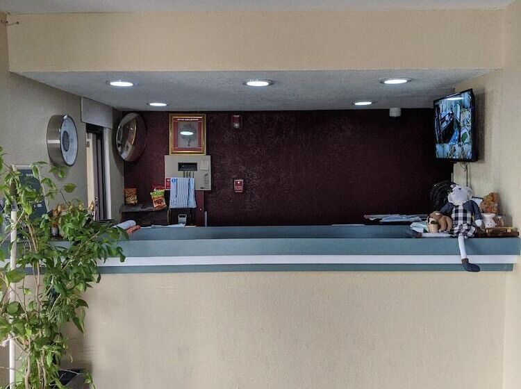 酒店 Key West Inn Montgomery South