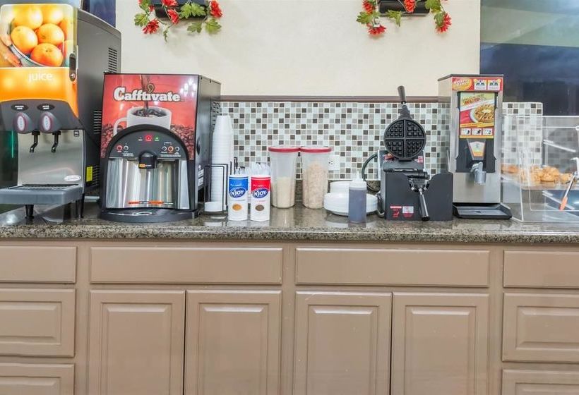 Отель Knights Inn Lake Charles