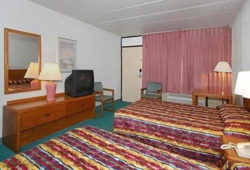 בית מלון כפרי Loyalty Inn Maryville