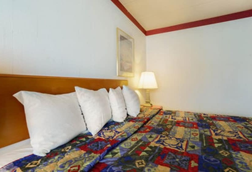 בית מלון כפרי Loyalty Inn Maryville