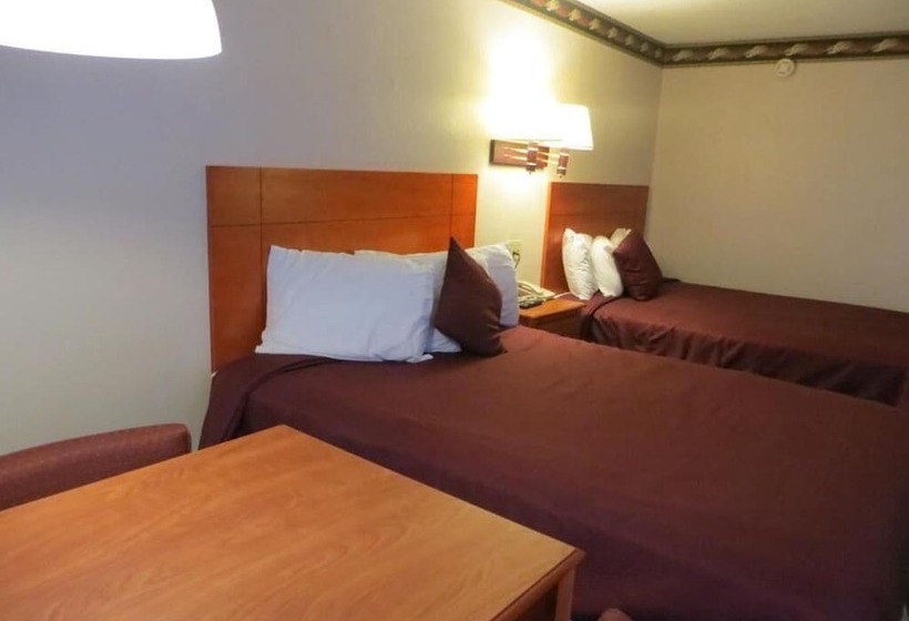 فندق Mountain House Inn