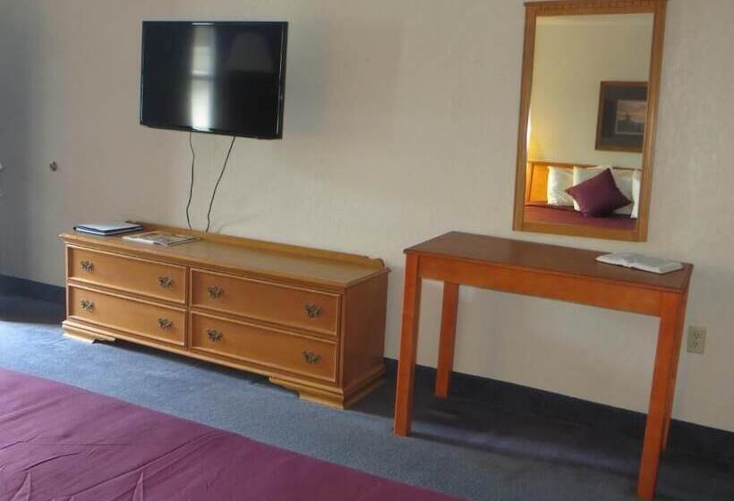 فندق Mountain House Inn