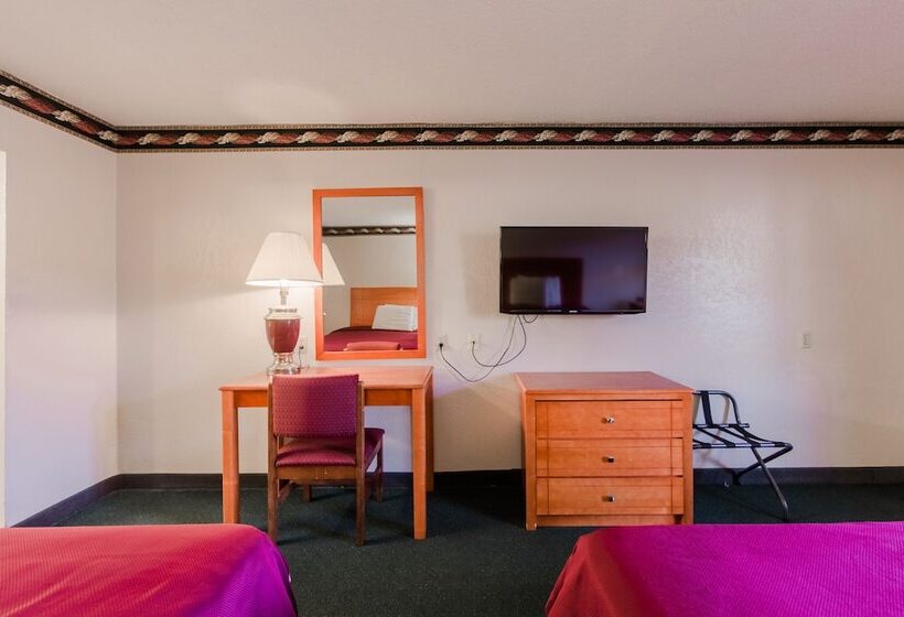 فندق Mountain House Inn