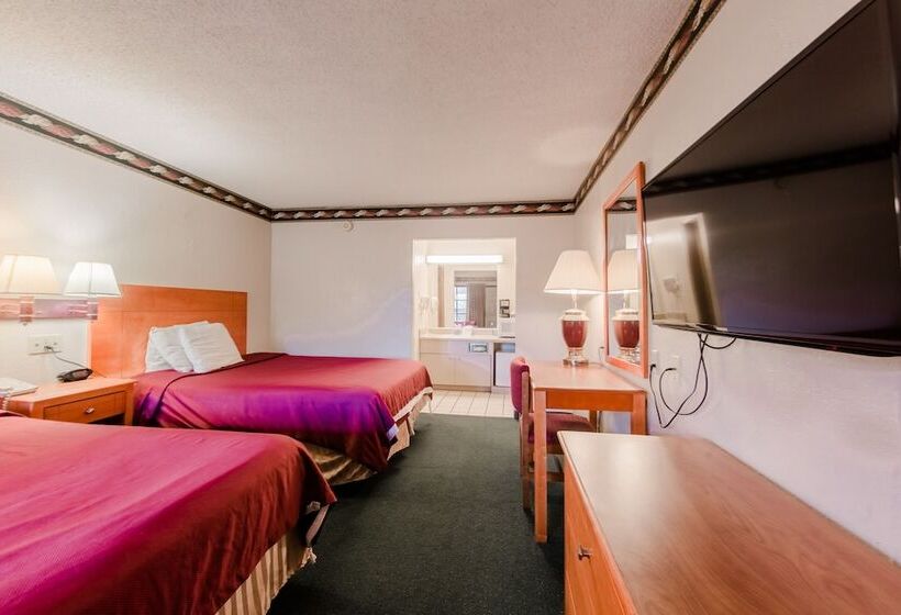 فندق Mountain House Inn