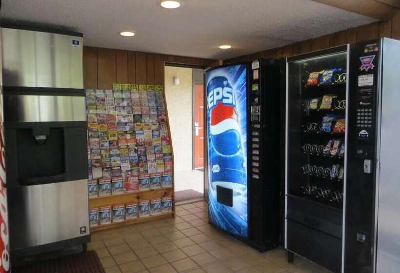 فندق Mountain House Inn