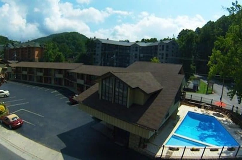 فندق Mountain House Inn