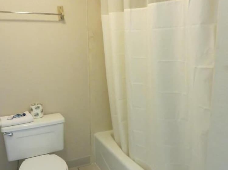 فندق Mountain House Inn