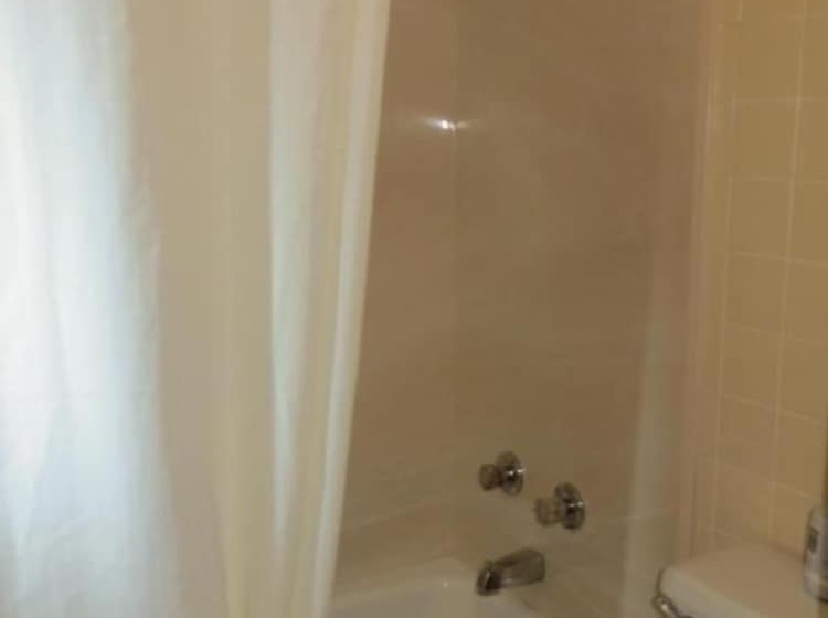 בית מלון כפרי Mountain House Inn