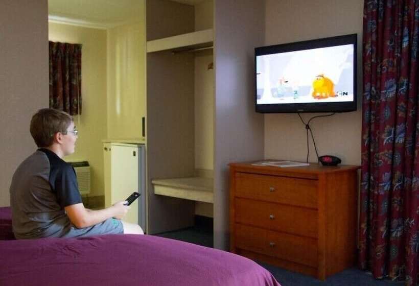 בית מלון כפרי Mountain House Inn