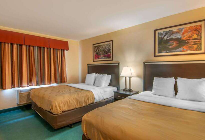 فندق Quality Inn