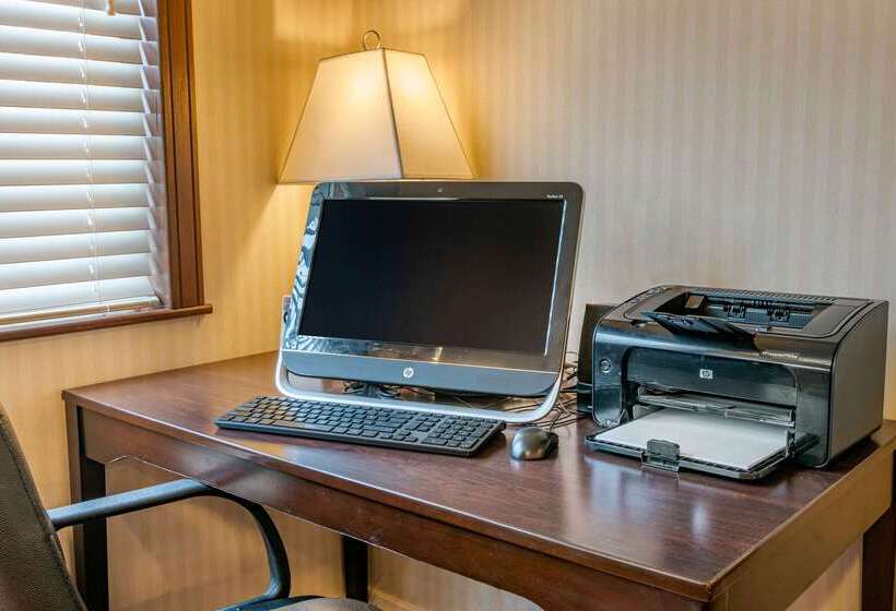 فندق Quality Inn