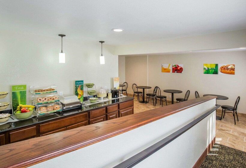 فندق Quality Inn