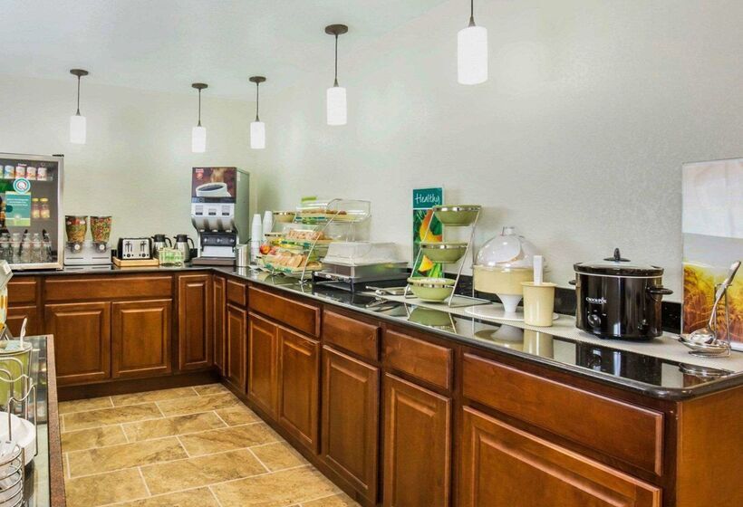 فندق Quality Inn