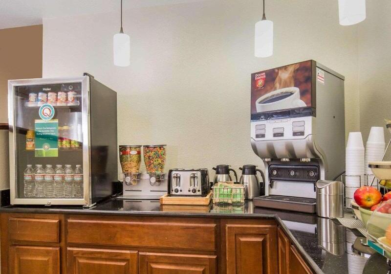 فندق Quality Inn