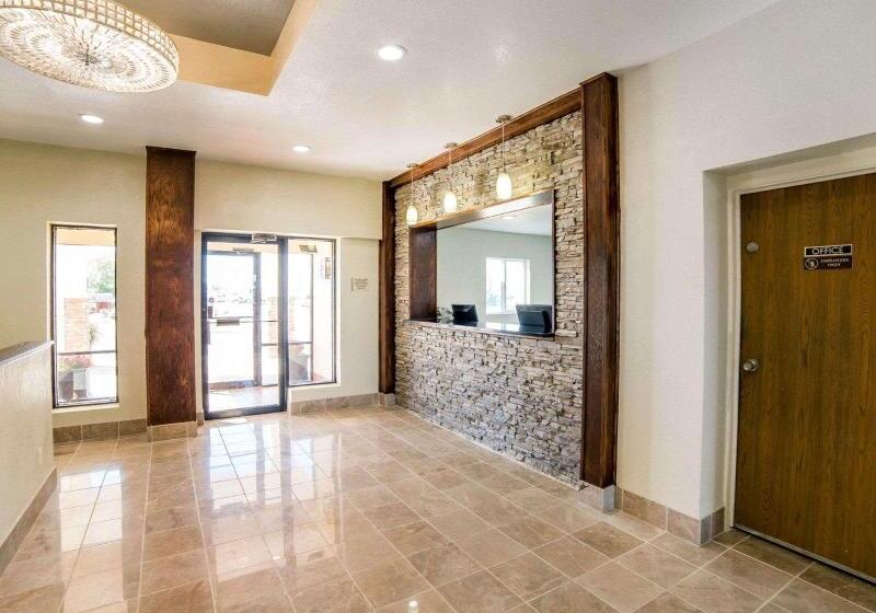 فندق Quality Inn