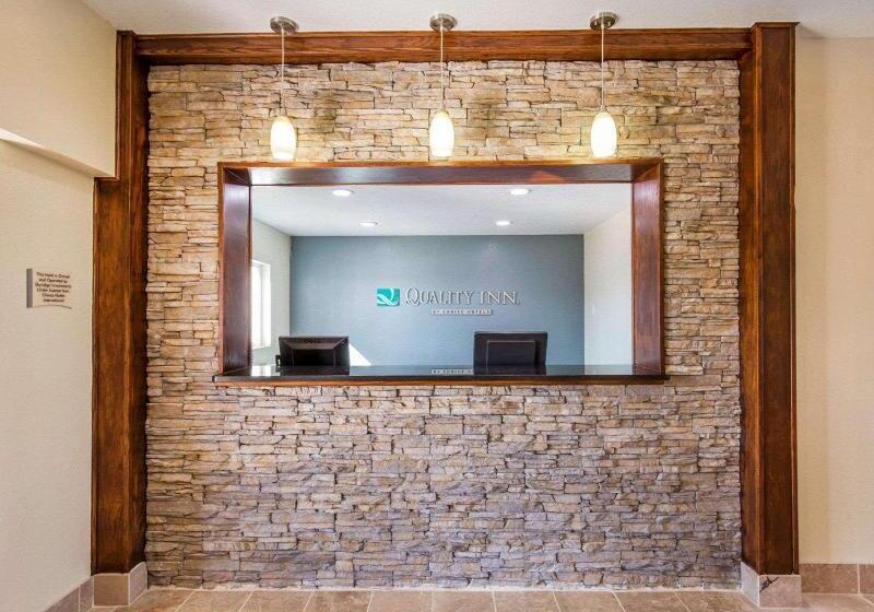 فندق Quality Inn