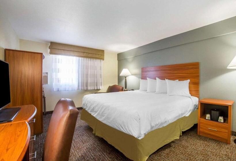 فندق Quality Inn