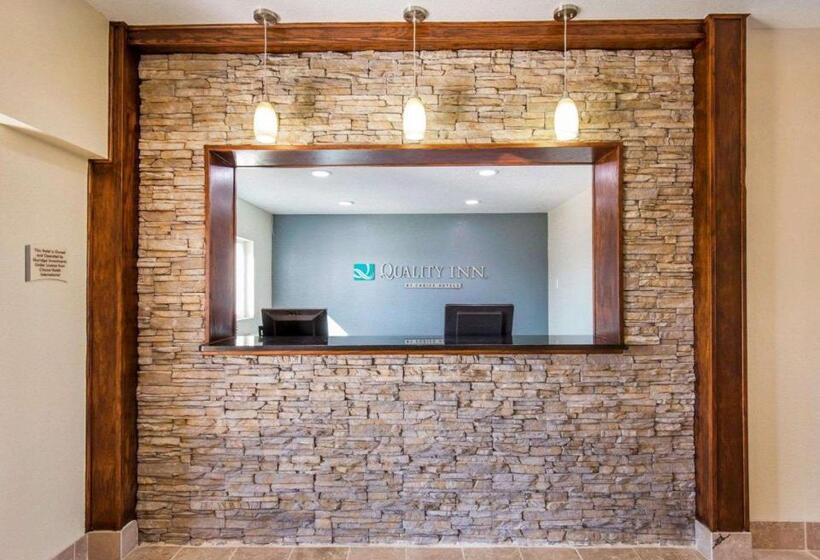 فندق Quality Inn