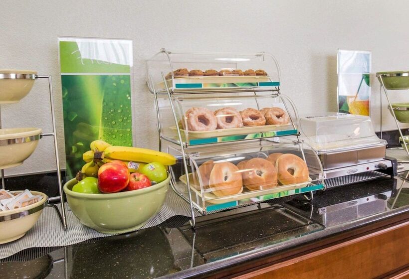 فندق Quality Inn