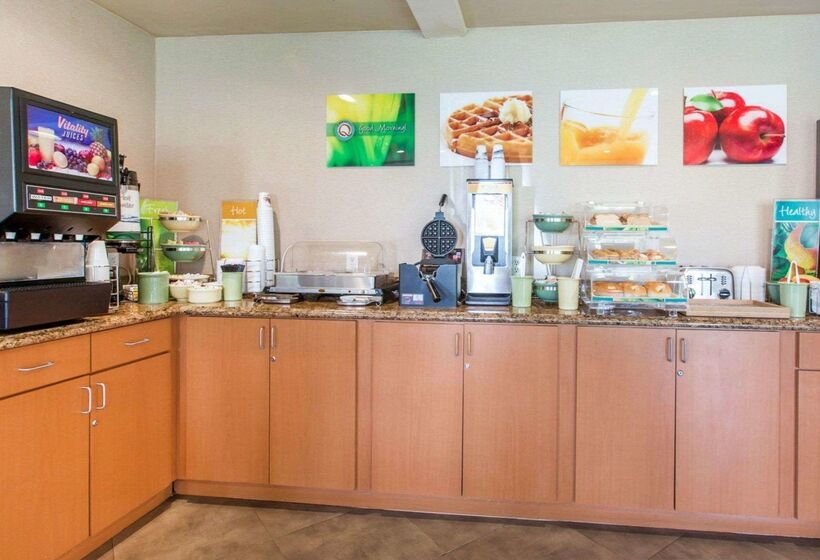 فندق Quality Inn