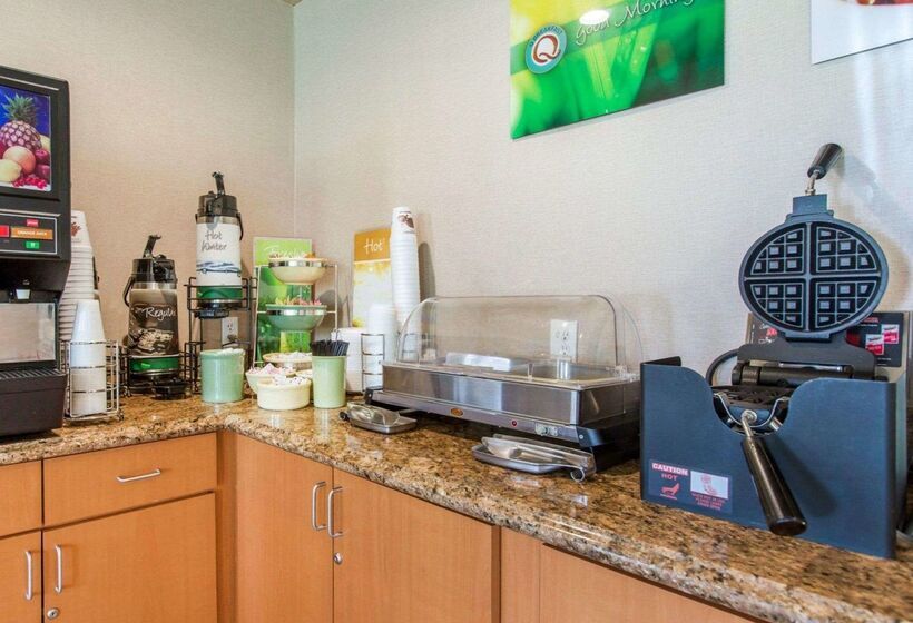 فندق Quality Inn