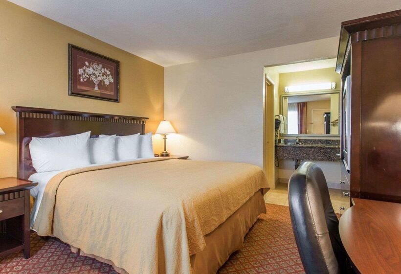 فندق Quality Inn