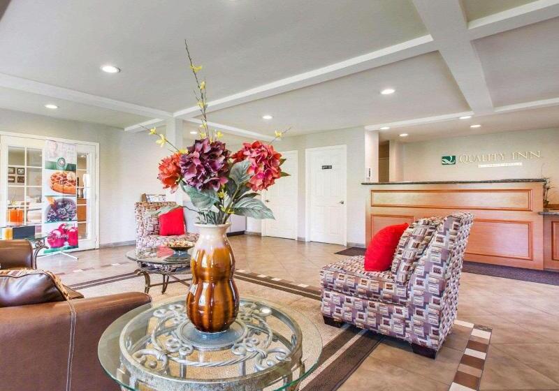 فندق Quality Inn