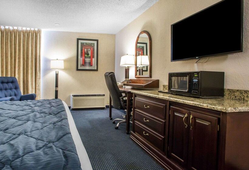 בית מלון כפרי Quality Inn Schaumburg  Chicago Near The Mall