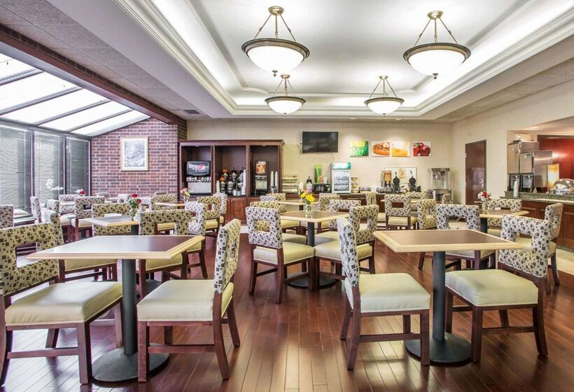 בית מלון כפרי Quality Inn Schaumburg  Chicago Near The Mall