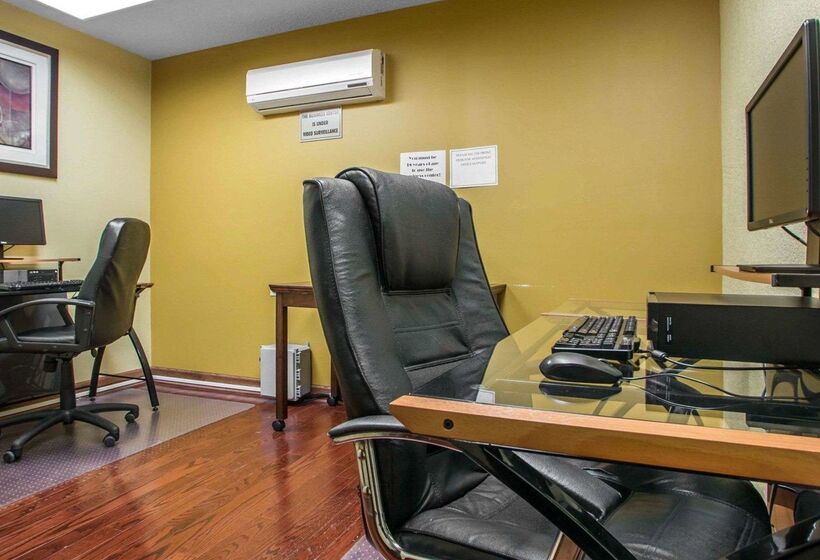 בית מלון כפרי Quality Inn Schaumburg  Chicago Near The Mall