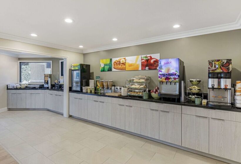 فندق Quality Inn & Suites Anaheim Maingate