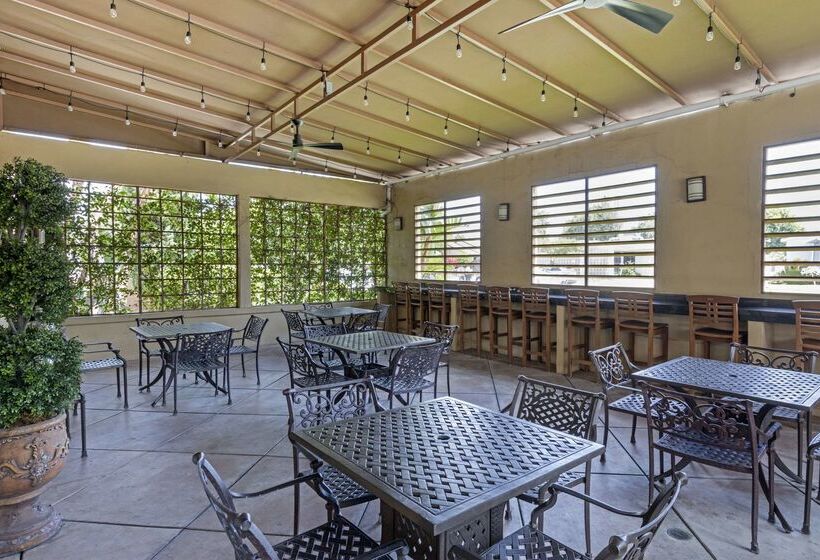 فندق Quality Inn & Suites Anaheim Maingate