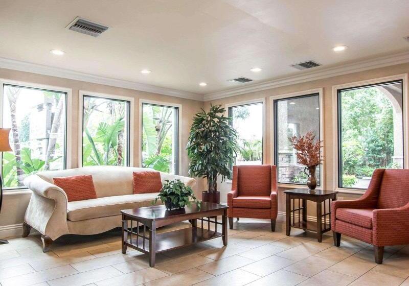 فندق Quality Inn & Suites Anaheim Maingate
