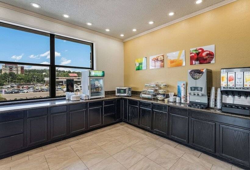 فندق Quality Inn & Suites Hot Springslake Hamilton