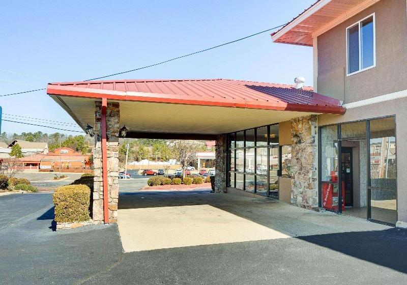 هتل Quality Inn & Suites Hot Springslake Hamilton