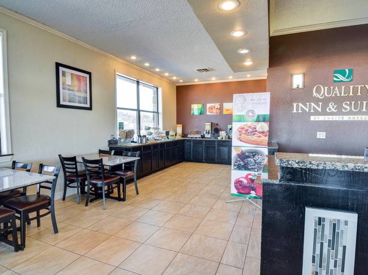فندق Quality Inn & Suites Hot Springslake Hamilton