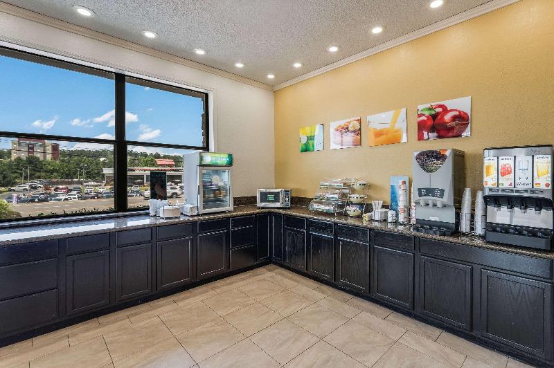 فندق Quality Inn & Suites Hot Springslake Hamilton