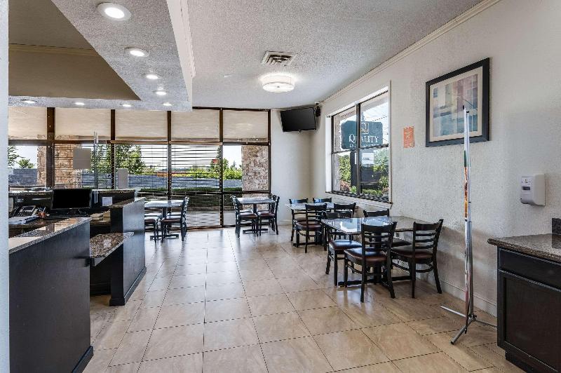 فندق Quality Inn & Suites Hot Springslake Hamilton