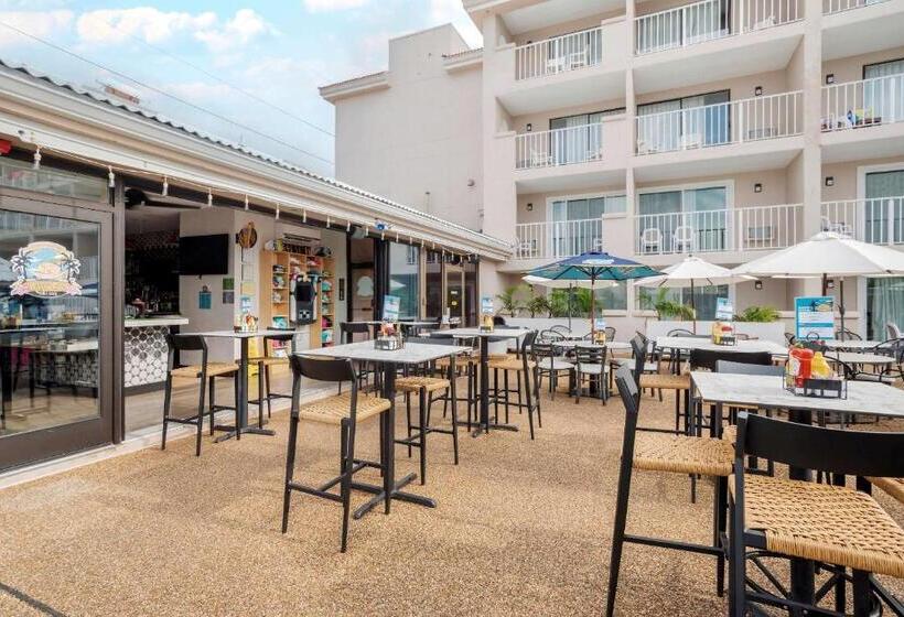 هتل Quality Inn & Suites Ocean City Fenwick