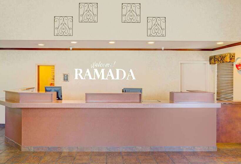 فندق Ramada By Wyndham Draper