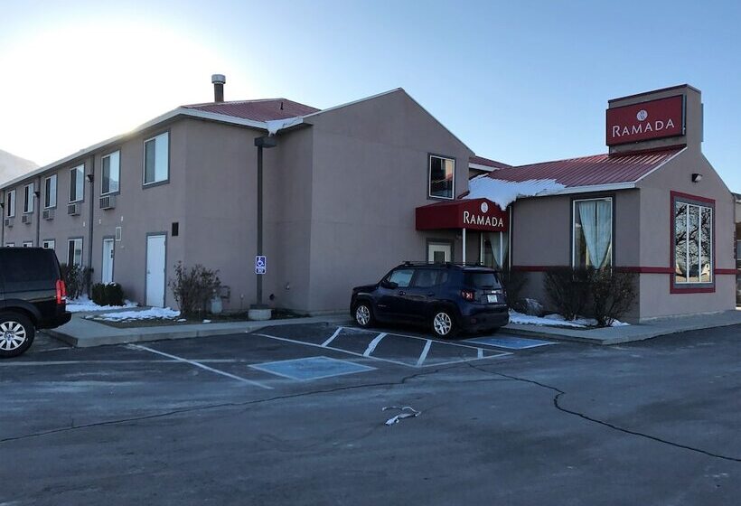 فندق Ramada By Wyndham Draper