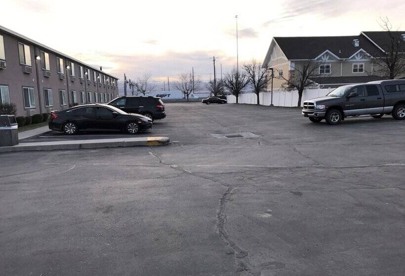 فندق Ramada By Wyndham Draper