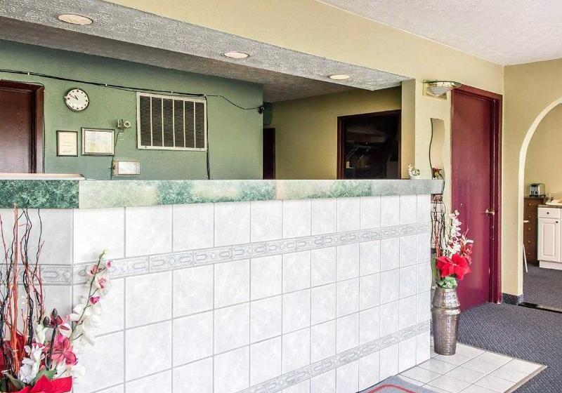 فندق Red Roof Inn Walton  Richwood