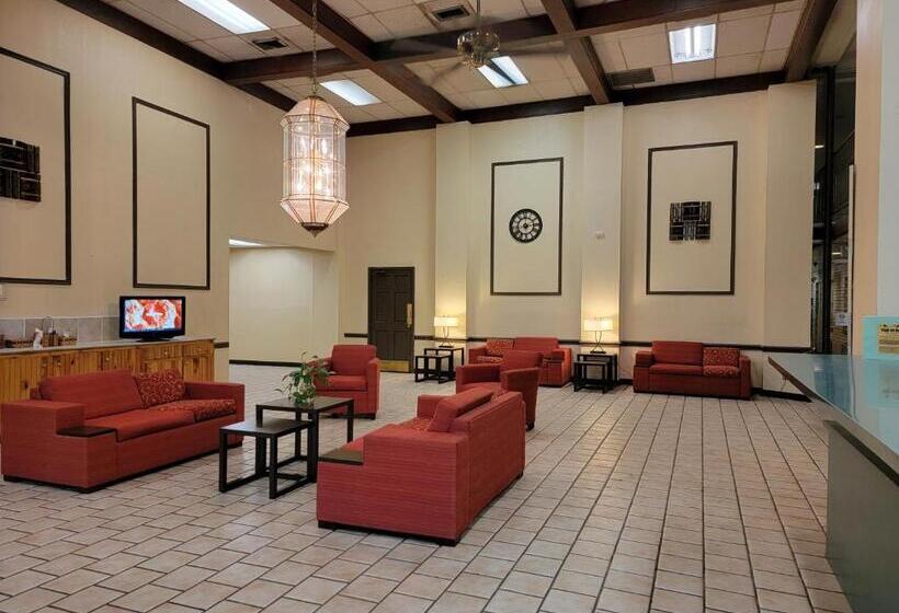 酒店 Rest Inn   Extended Stay, I 40 Airport, Wedding & Event Center