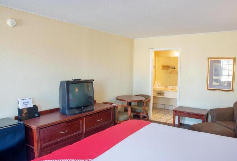 酒店 Rest Inn   Extended Stay, I 40 Airport, Wedding & Event Center