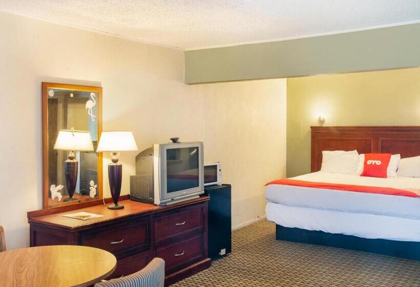 호텔 Rest Inn   Extended Stay, I 40 Airport, Wedding & Event Center