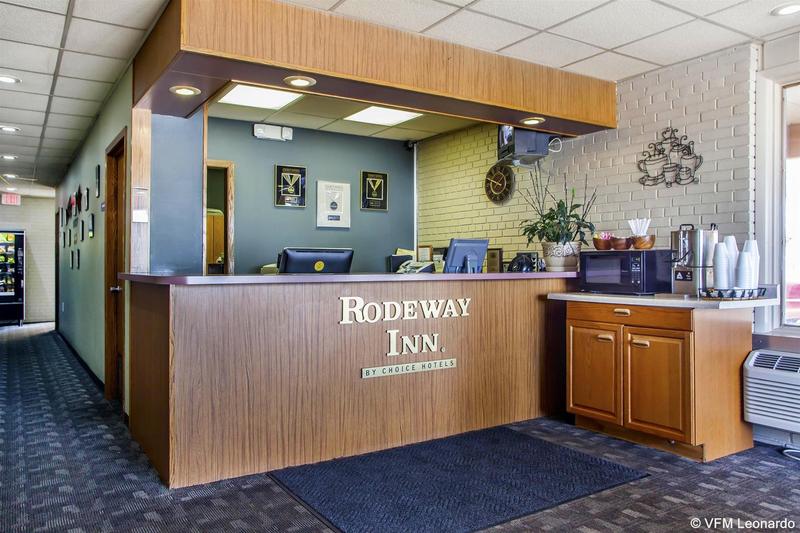 酒店 Rodeway Inn