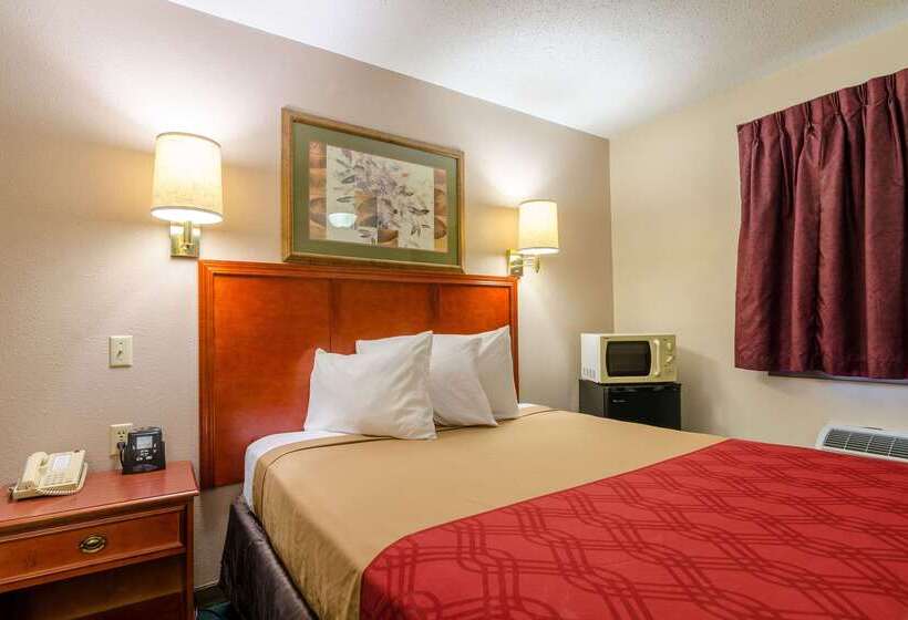 Отель Rodeway Inn Mitchell