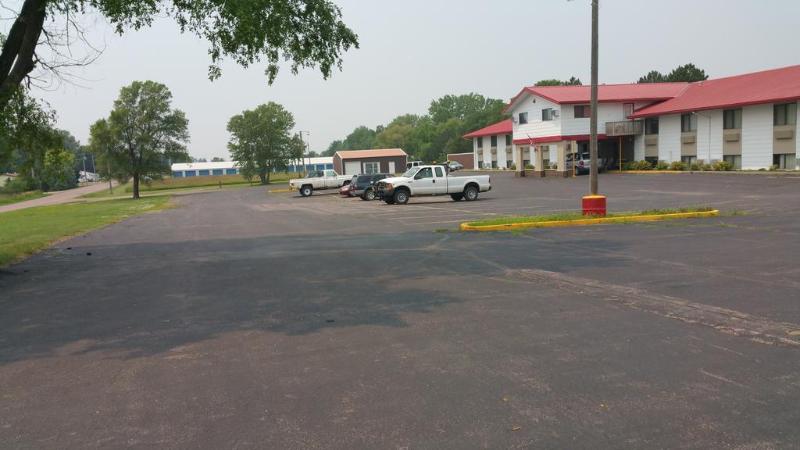 Отель Rodeway Inn Mitchell