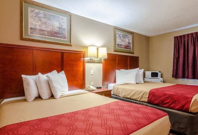 Отель Rodeway Inn Mitchell